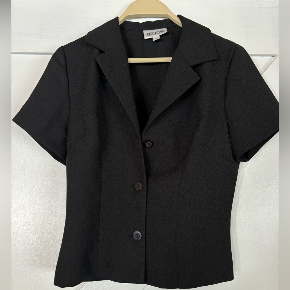 🔸Vintage Ricki’s Black Button Up - Picture 2 of 3